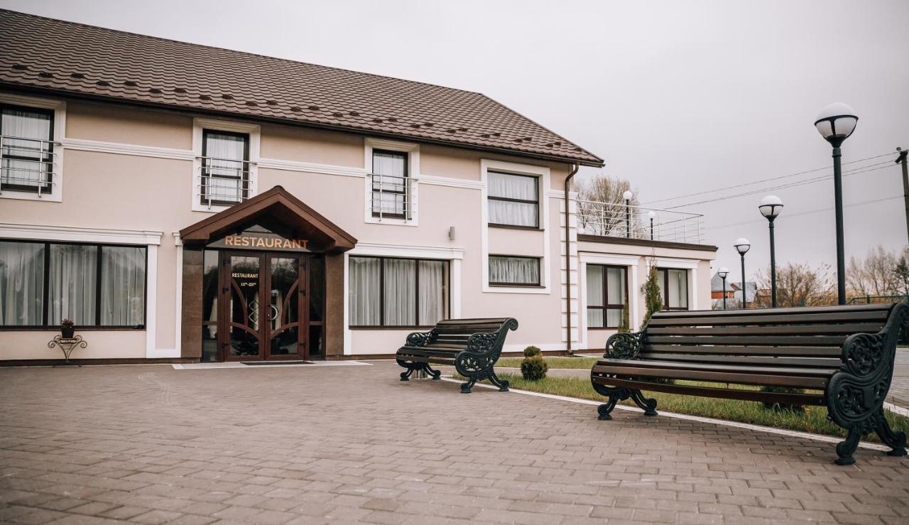 Роляда Hotel Tysmenytsia Exterior photo
